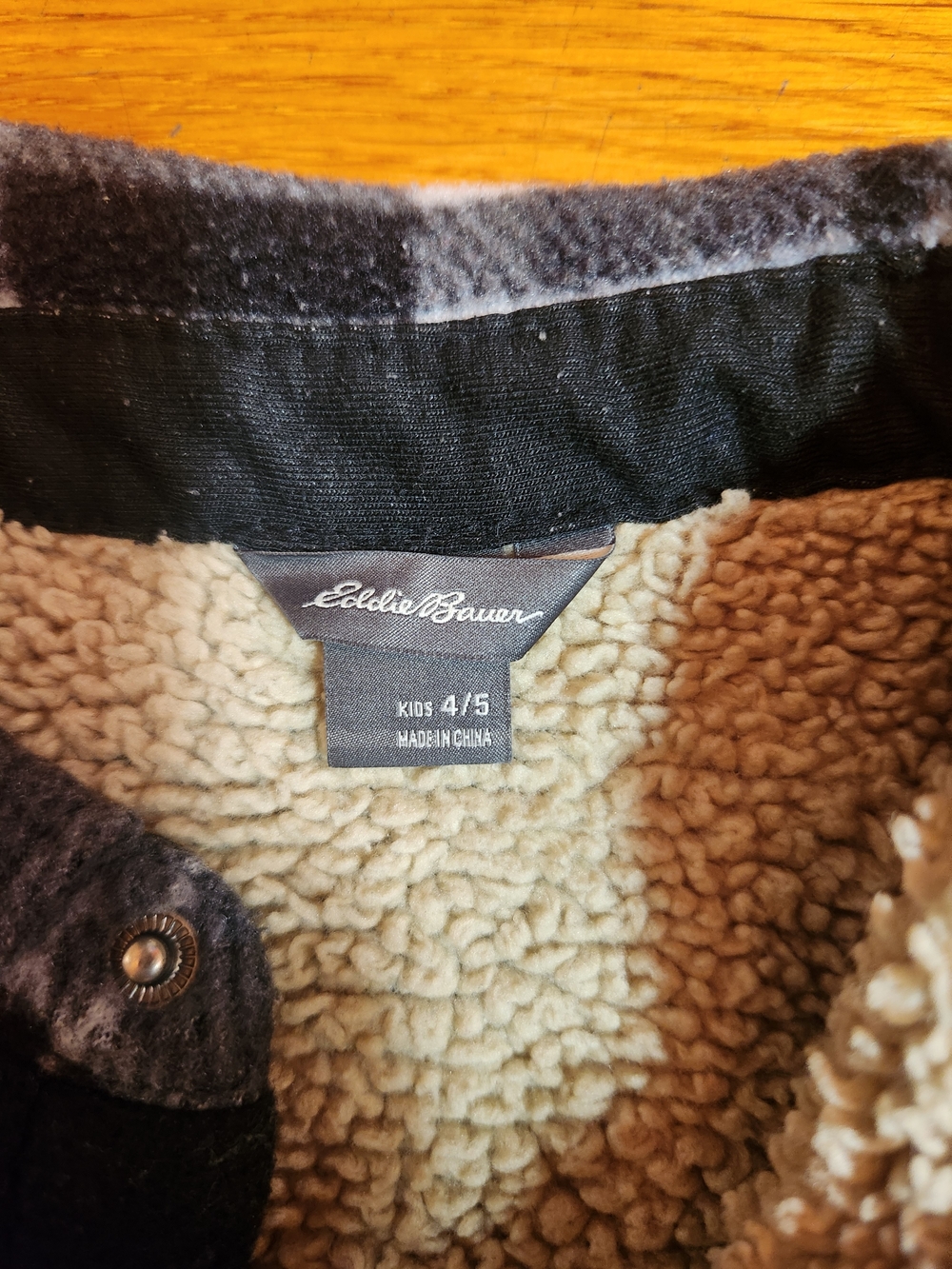 Eddie Bauer Black & Gray Plaid Sherpa-Lined Kids Jacket Size 4/5 - Picture 15 of 15